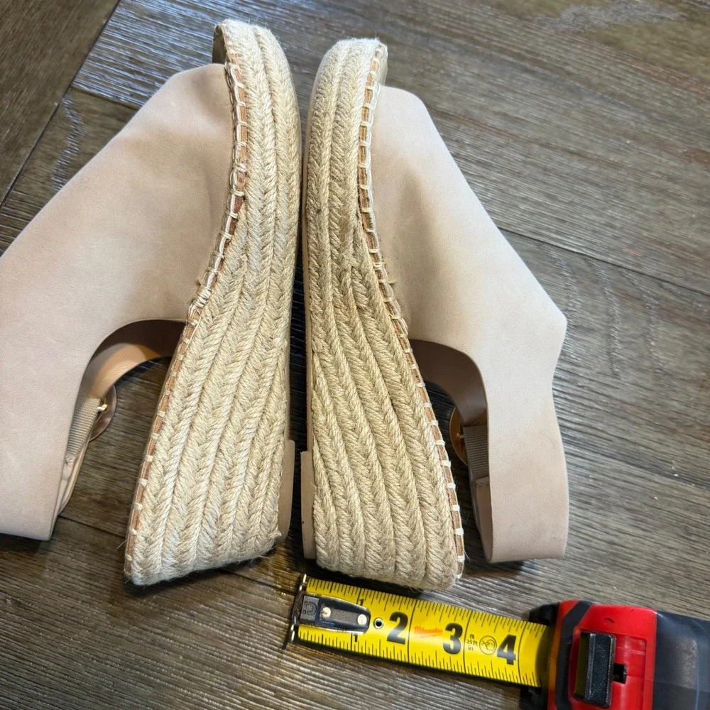 Catherine Malandrino Nude Espadrille Wedge Sandals Gold Buckle Size 8